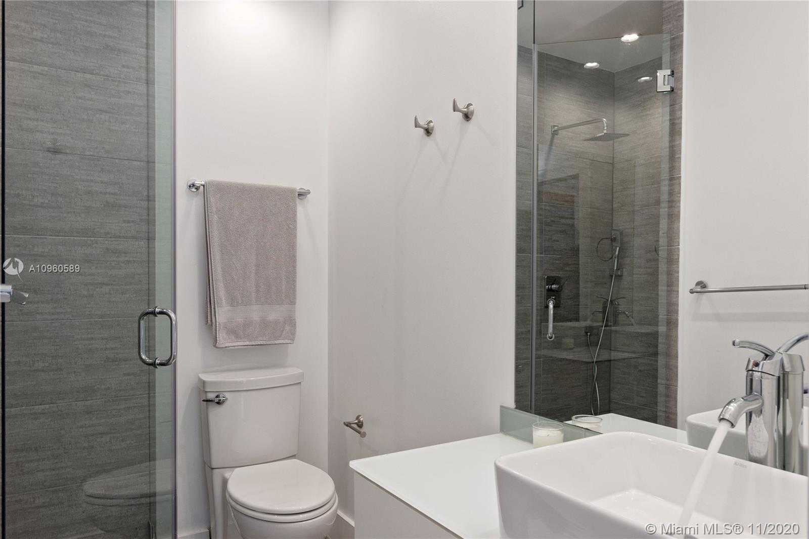 Small Image of 665 NORTH EAST 72ND TER, Miami Number 6