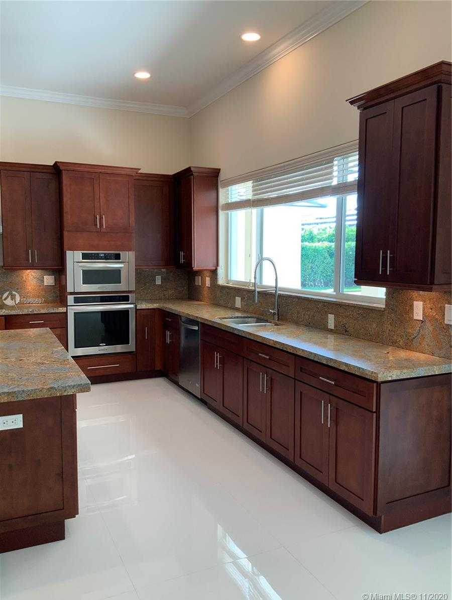 Small Image of 12308 SOUTH WEST 94TH PL, Miami Number 12
