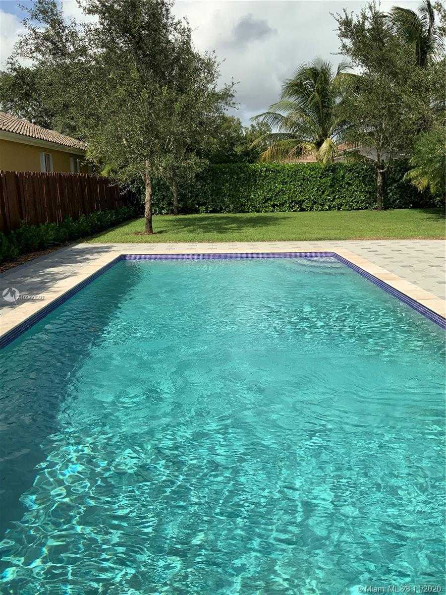 Small Image of 12308 SOUTH WEST 94TH PL, Miami Number 22