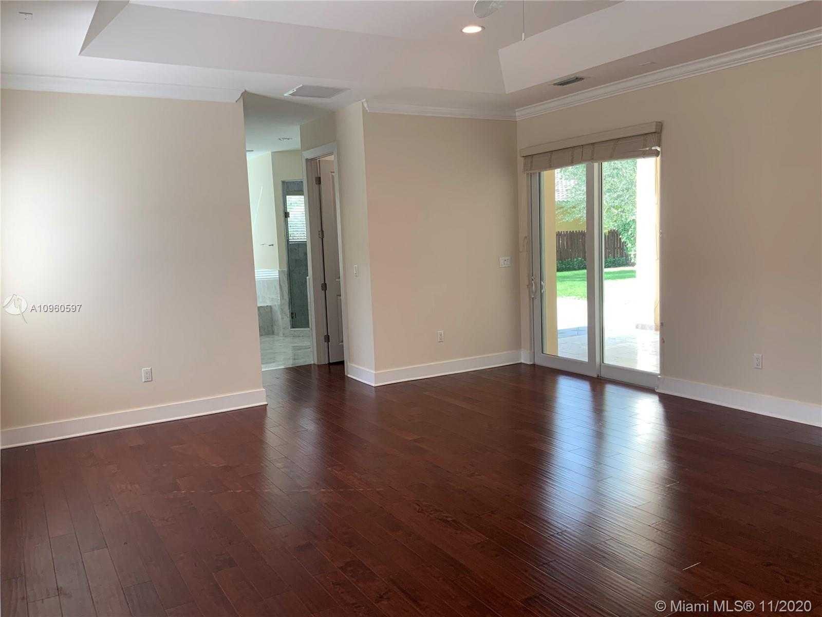 Small Image of 12308 SOUTH WEST 94TH PL, Miami Number 29