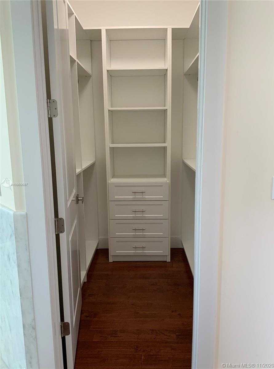Small Image of 12308 SOUTH WEST 94TH PL, Miami Number 40