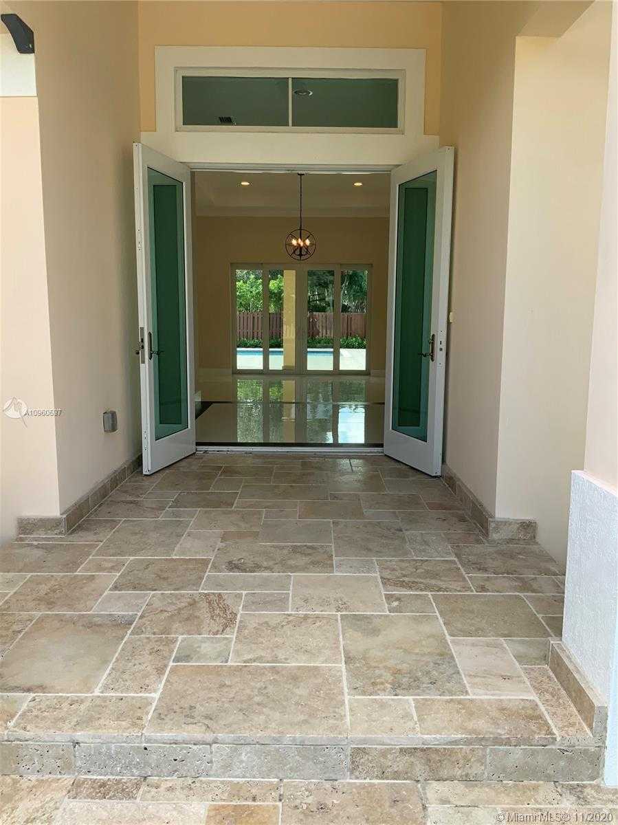 Small Image of 12308 SOUTH WEST 94TH PL, Miami Number 7