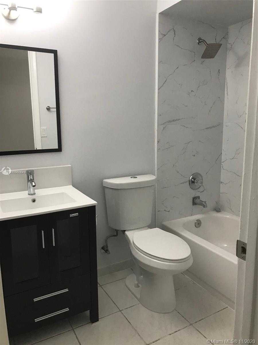 Small Image of 5318 SOUTH WEST 141ST AVE, Miami Number 10