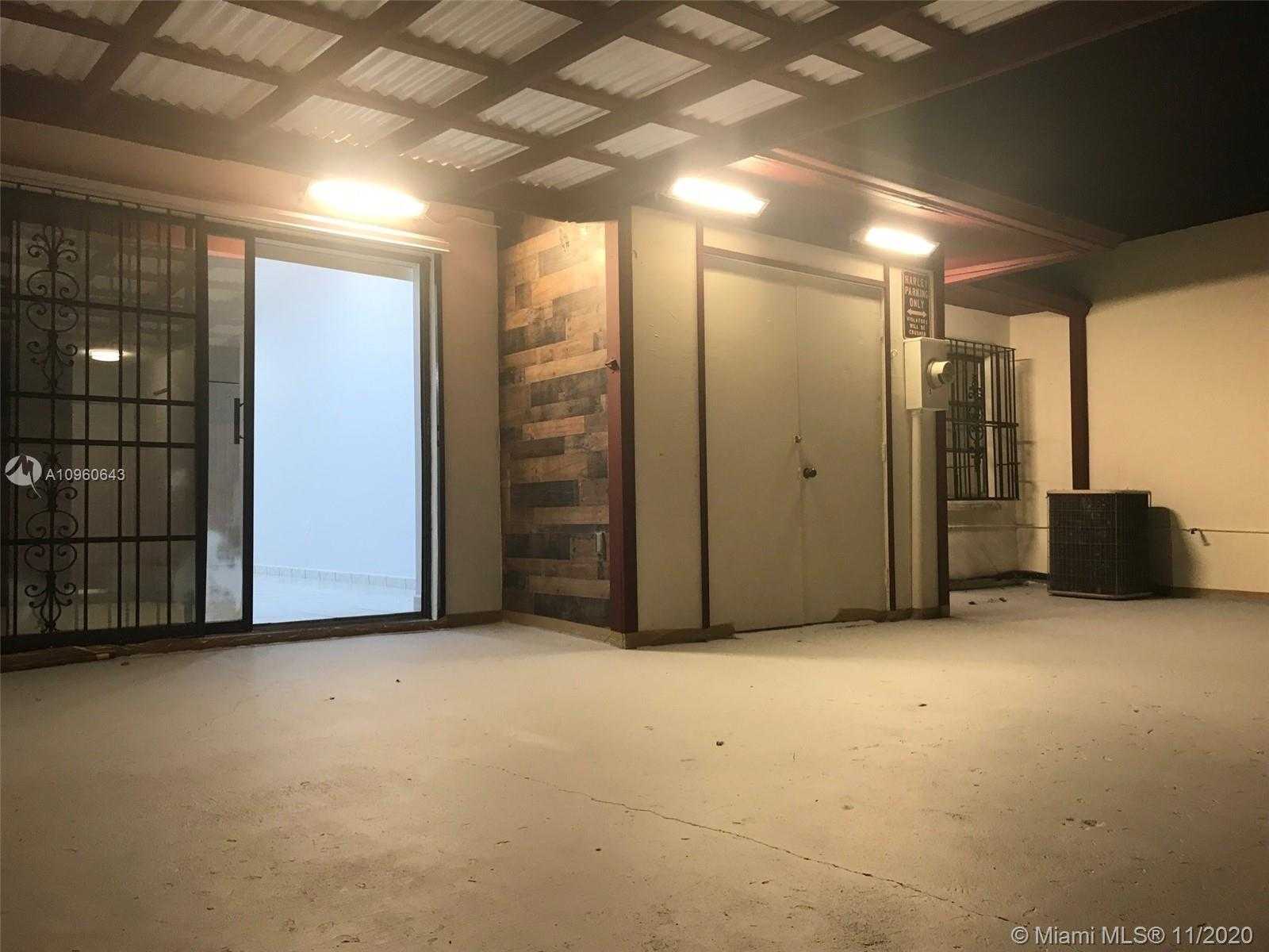 Small Image of 5318 SOUTH WEST 141ST AVE, Miami Number 17