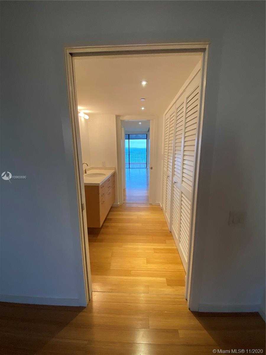Small Image of 1632 SOUTH BAYSHORE CT #501, Miami Number 15