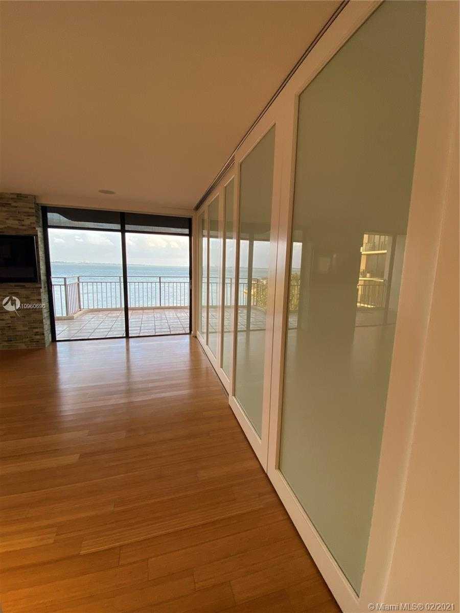 Small Image of 1632 SOUTH BAYSHORE CT #501, Miami Number 20