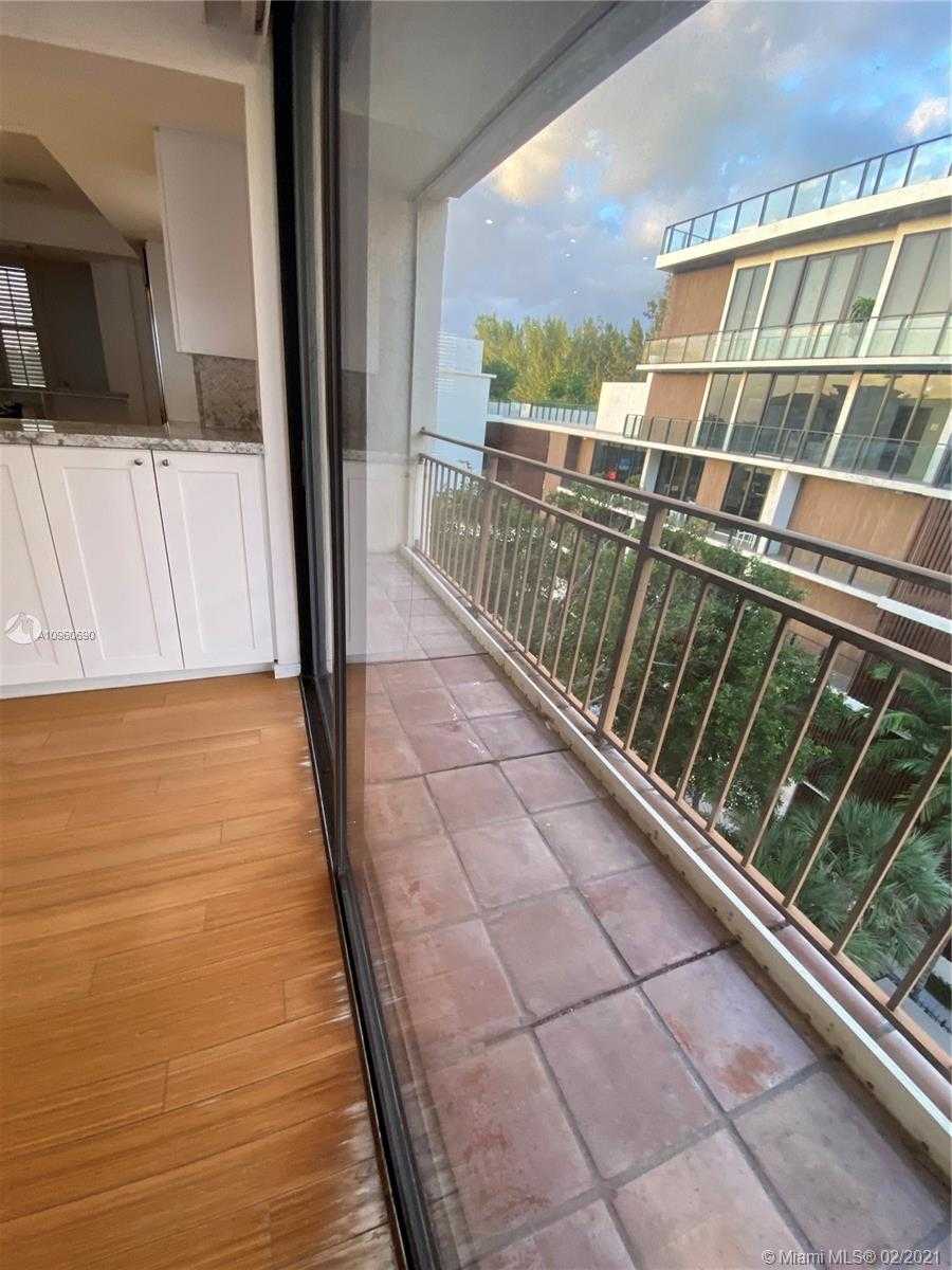 Small Image of 1632 SOUTH BAYSHORE CT #501, Miami Number 26