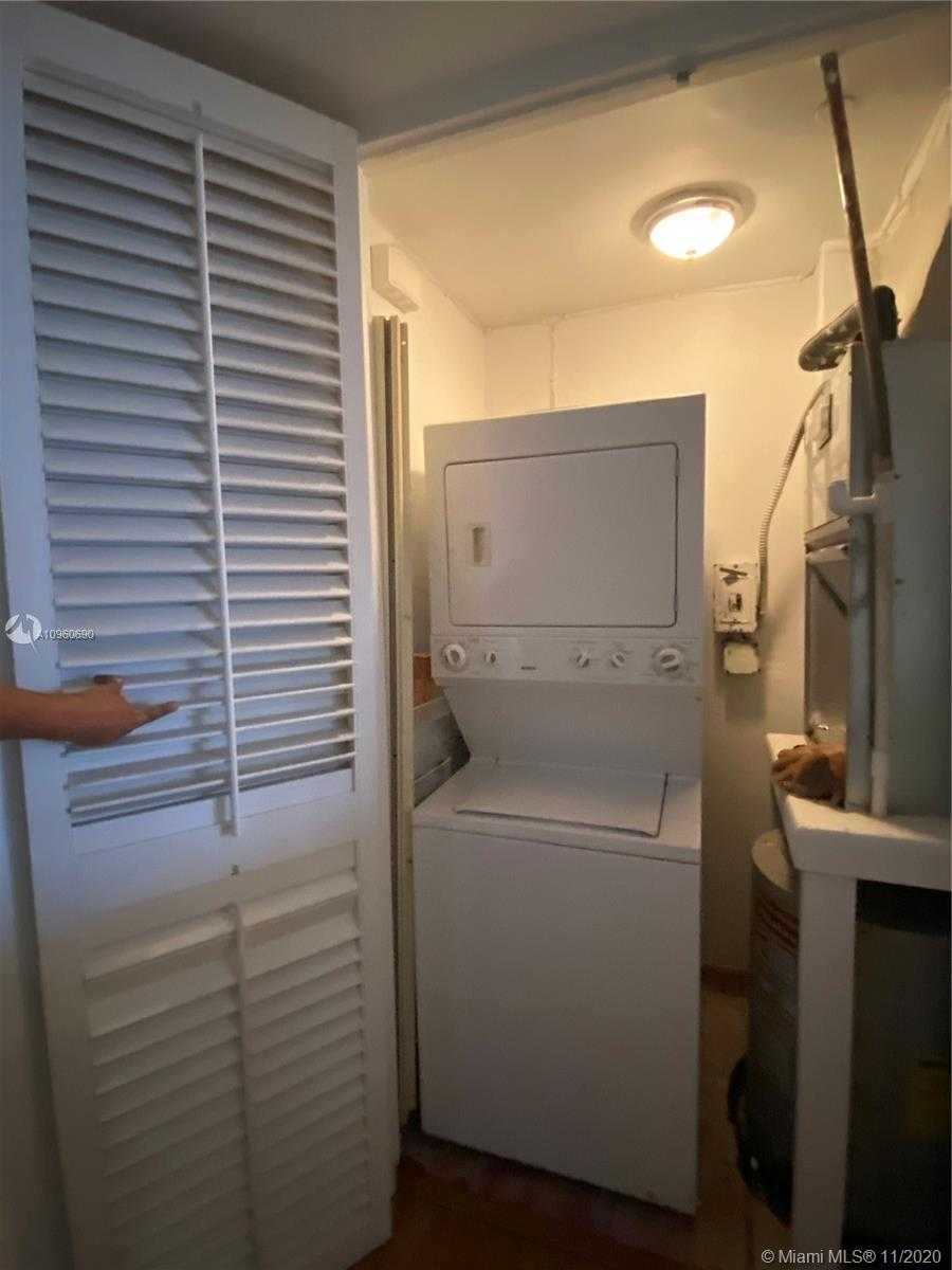 Small Image of 1632 SOUTH BAYSHORE CT #501, Miami Number 35