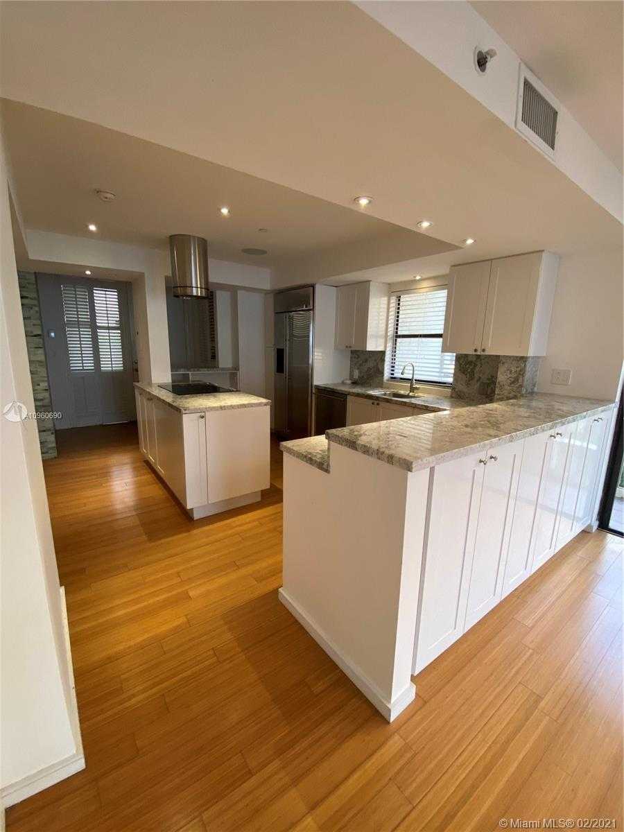 Small Image of 1632 SOUTH BAYSHORE CT #501, Miami Number 7