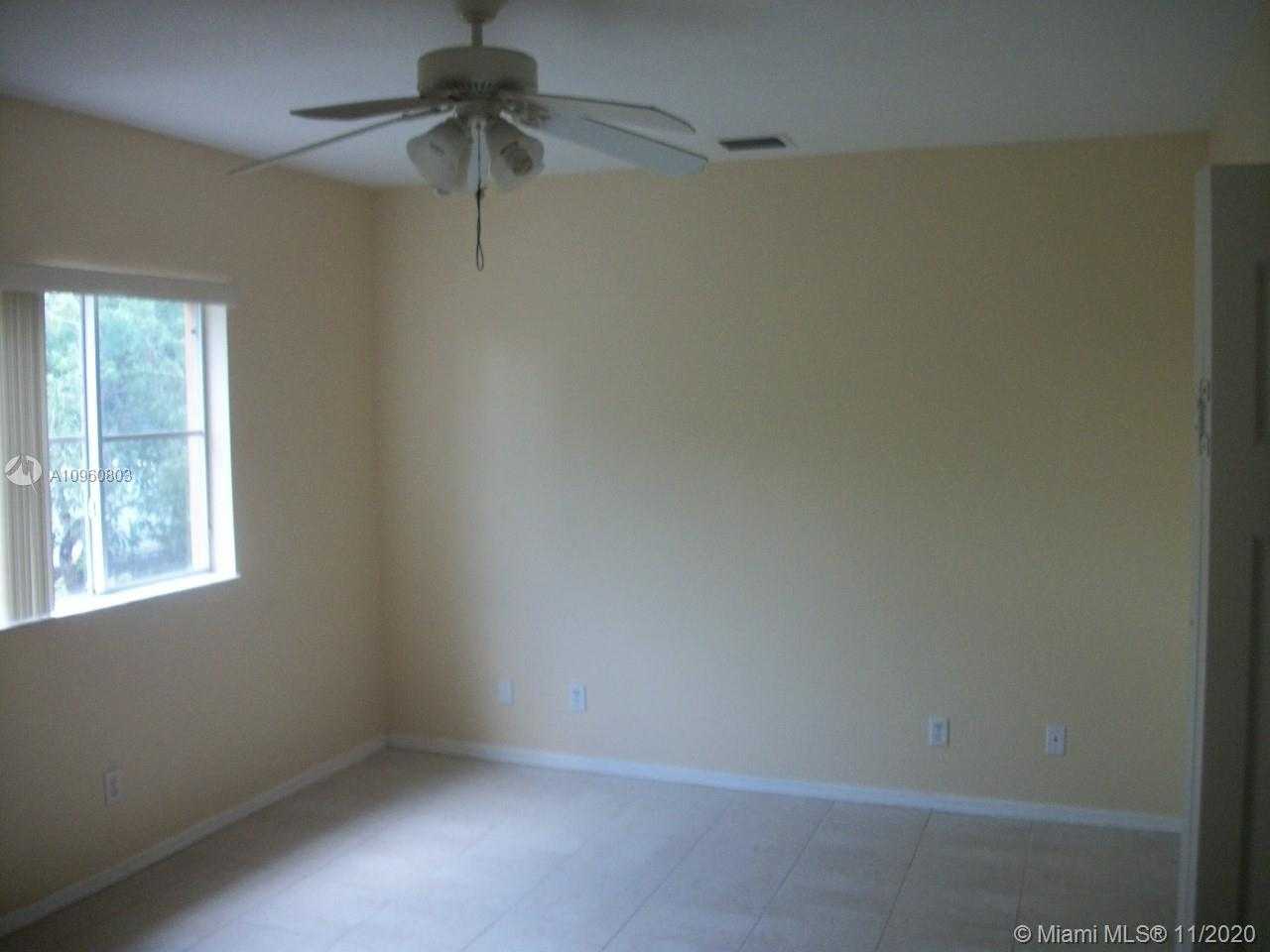 Small Image of 1489 SOUTH WEST 1 ST #., Homestead Number 20