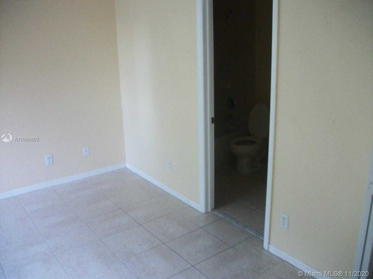 Small Image of 1489 SOUTH WEST 1 ST #., Homestead Number 23