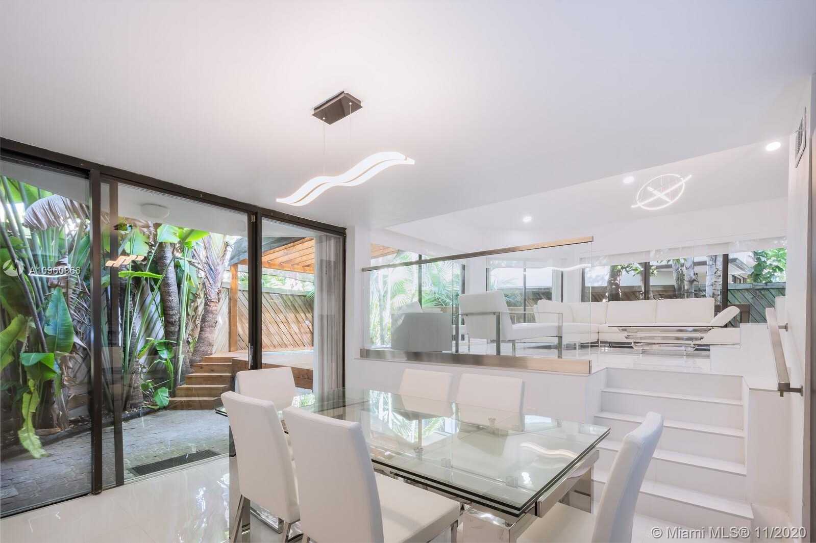 Small Image of 2575 TIGERTAIL AVE, Coconut Grove Number 6