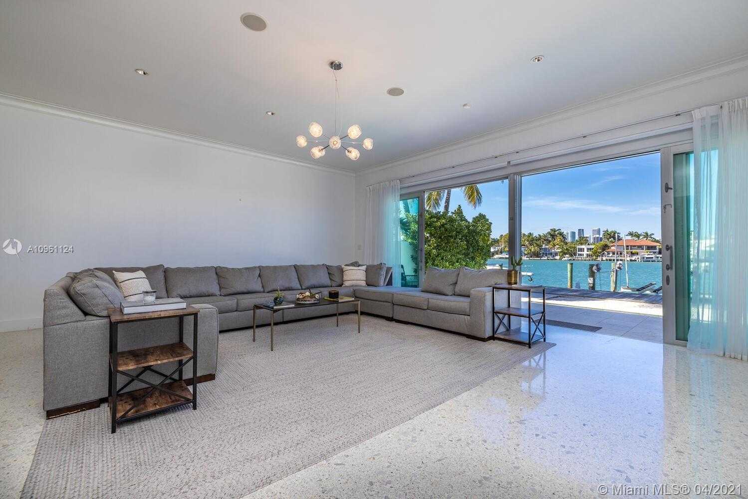 Small Image of 620 WEST DILIDO DR, Miami Beach Number 8
