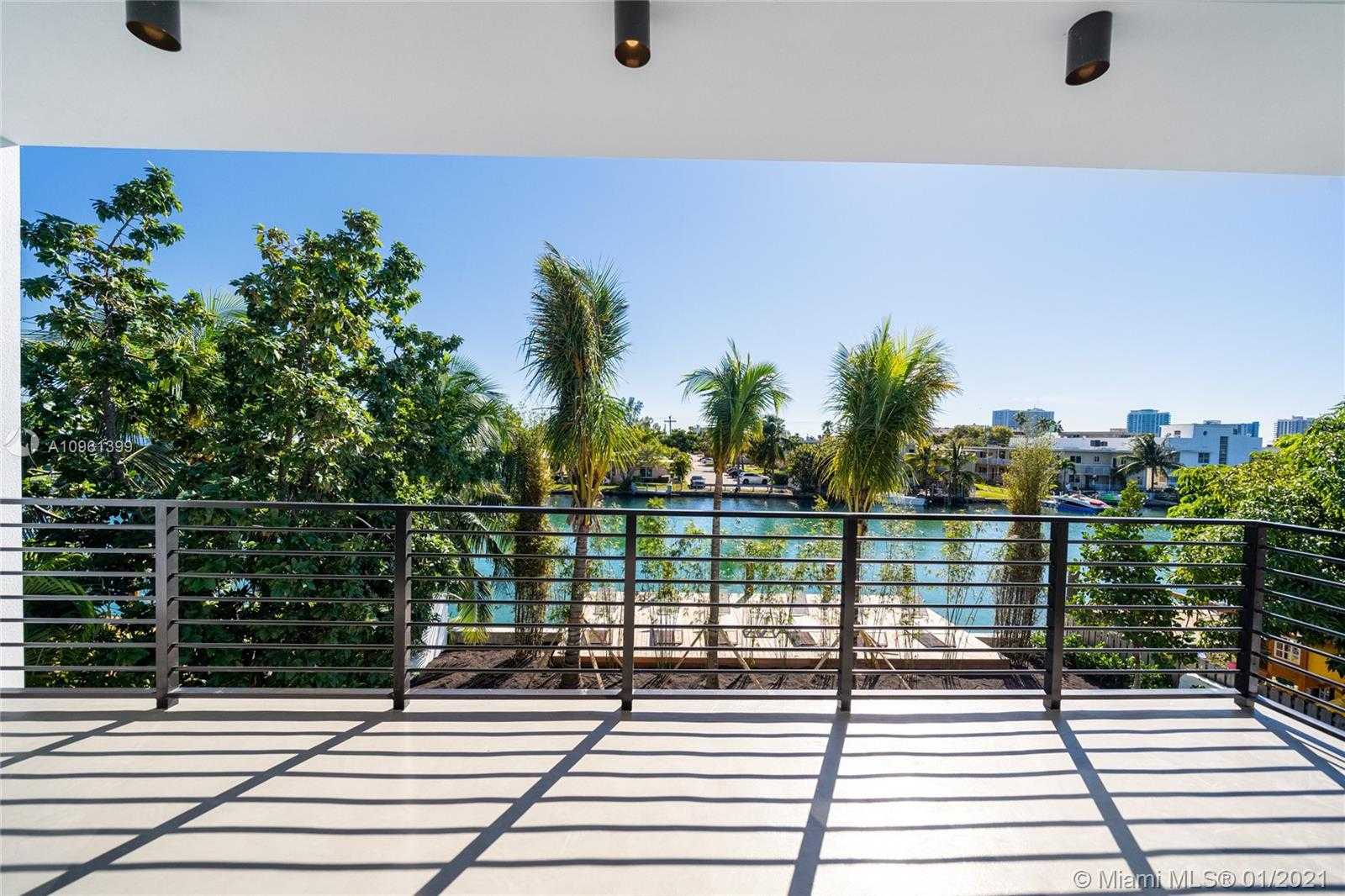 Small Image of 770 SOUTH SHORE DR, Miami Beach Number 20