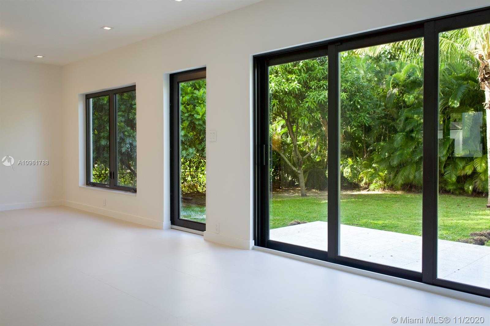 Small Image of 511 SAN JUAN DR #., Coral Gables Number 10