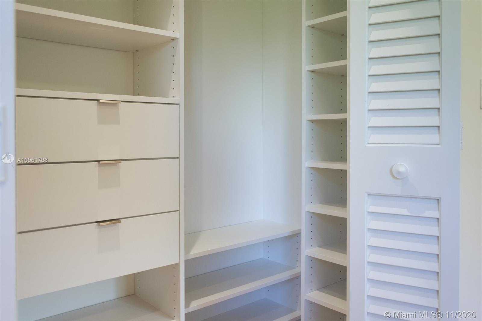 Small Image of 511 SAN JUAN DR #., Coral Gables Number 17