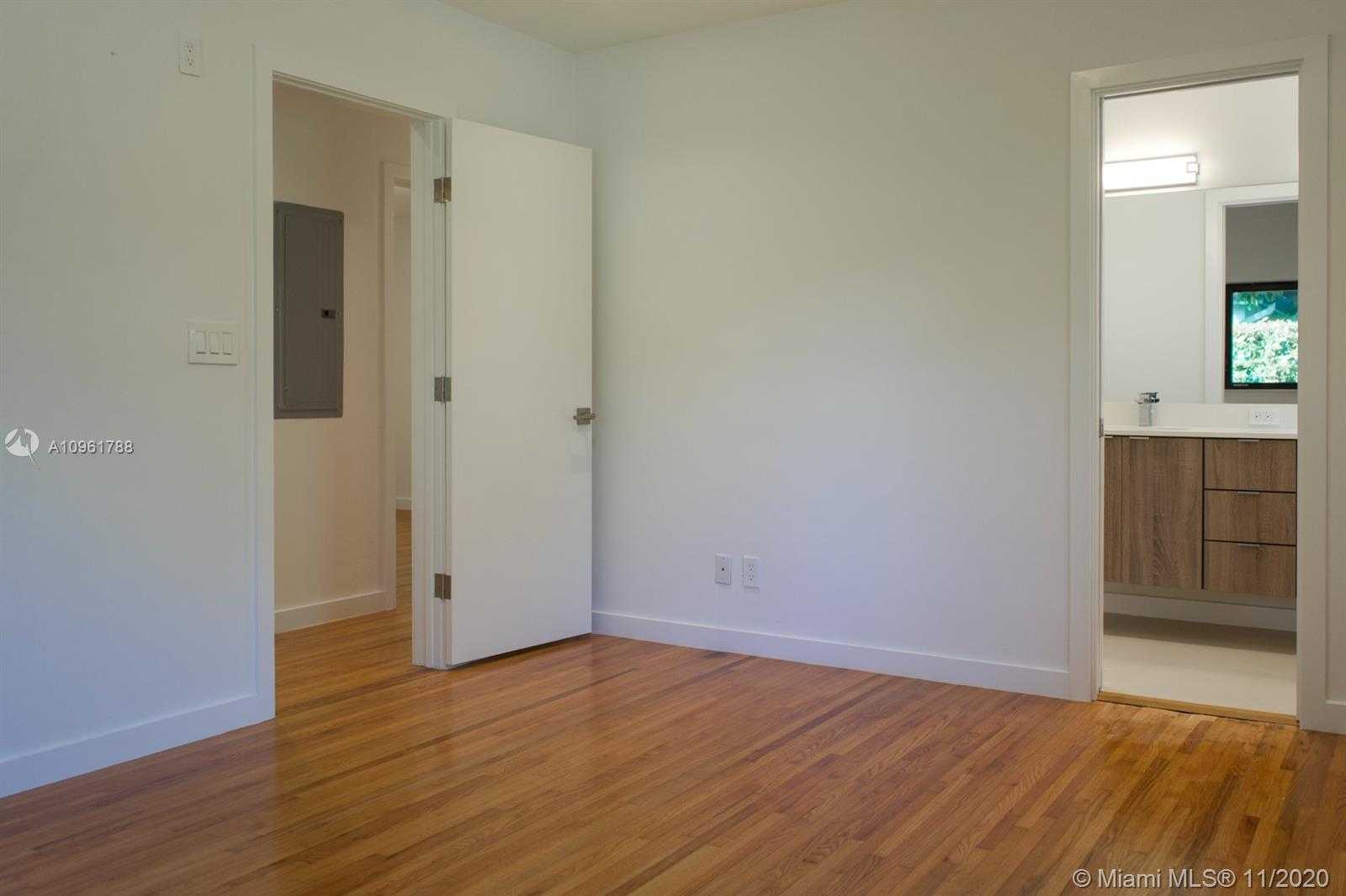 Small Image of 511 SAN JUAN DR #., Coral Gables Number 18