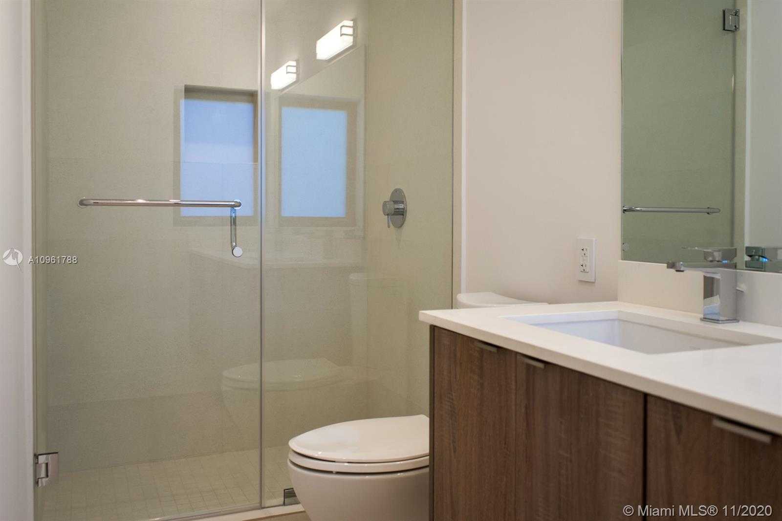 Small Image of 511 SAN JUAN DR #., Coral Gables Number 20