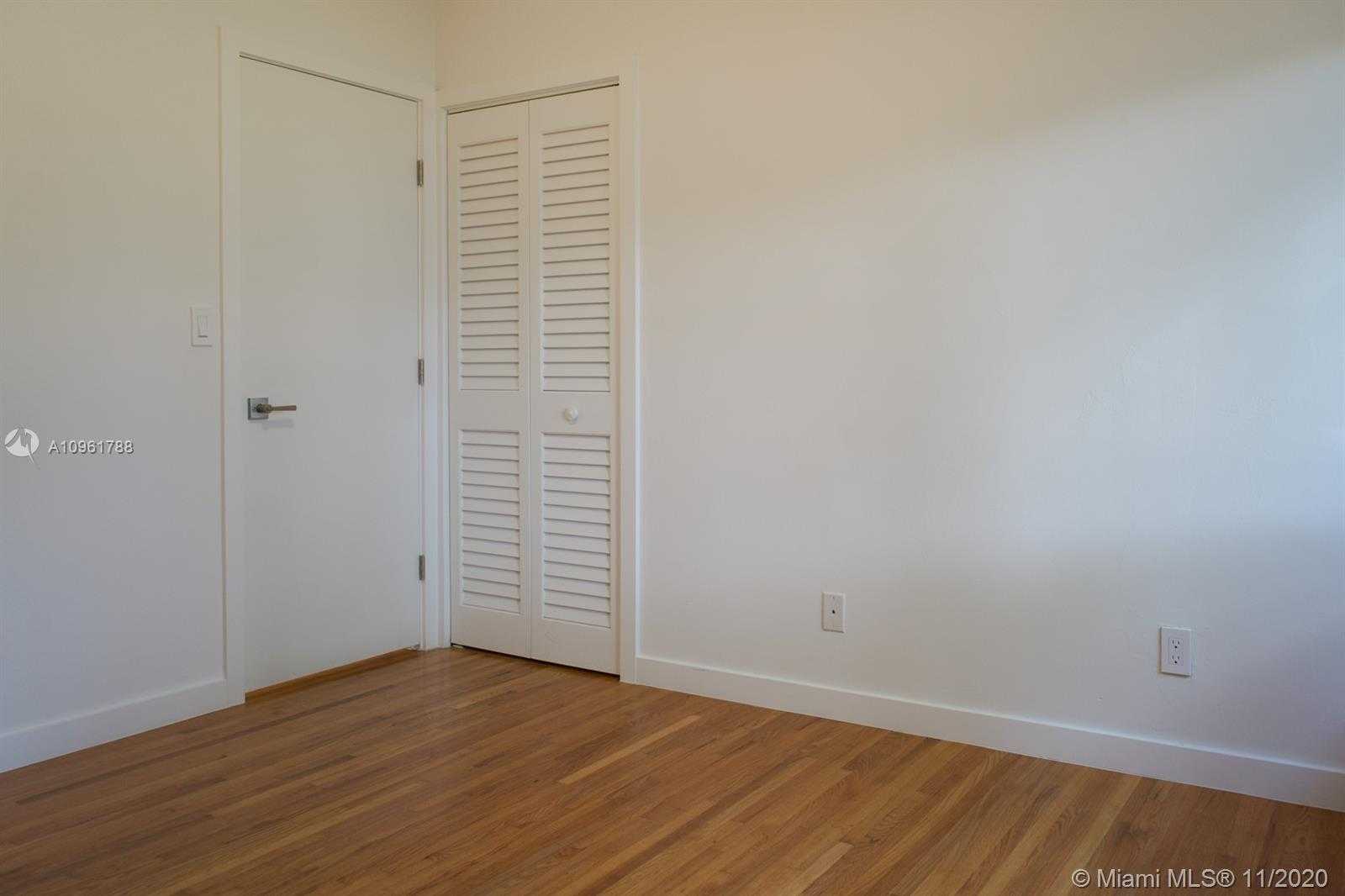 Small Image of 511 SAN JUAN DR #., Coral Gables Number 23