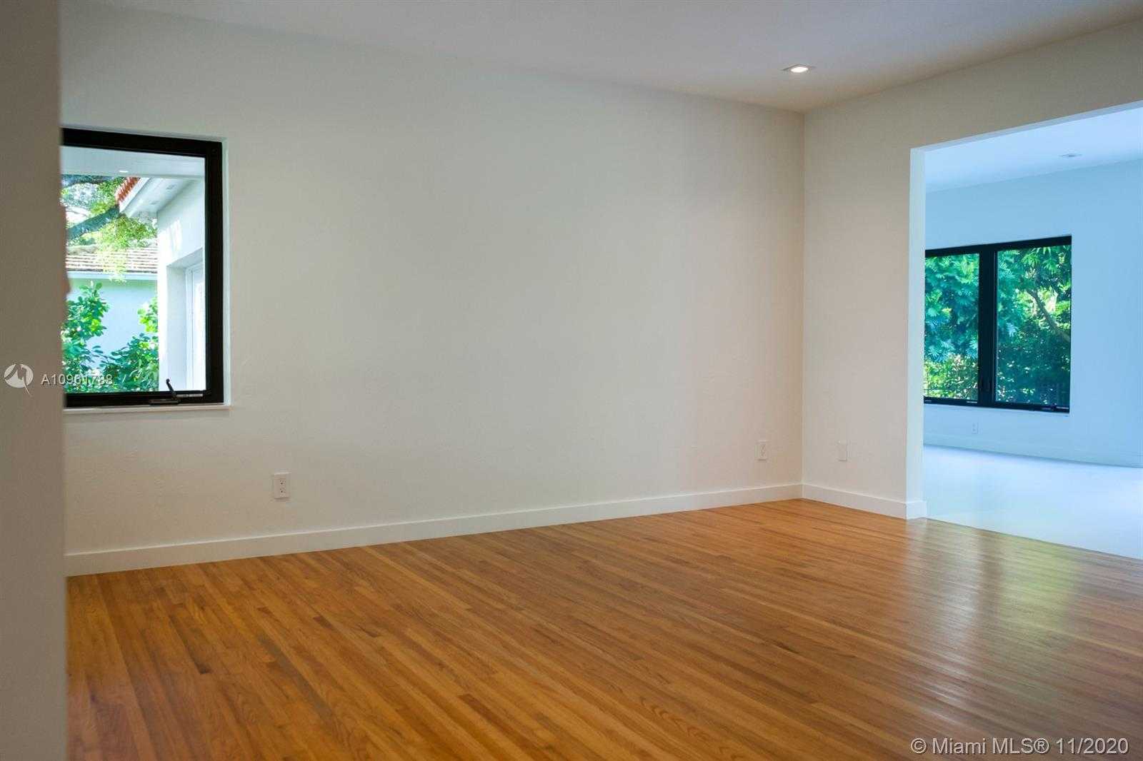 Small Image of 511 SAN JUAN DR #., Coral Gables Number 4