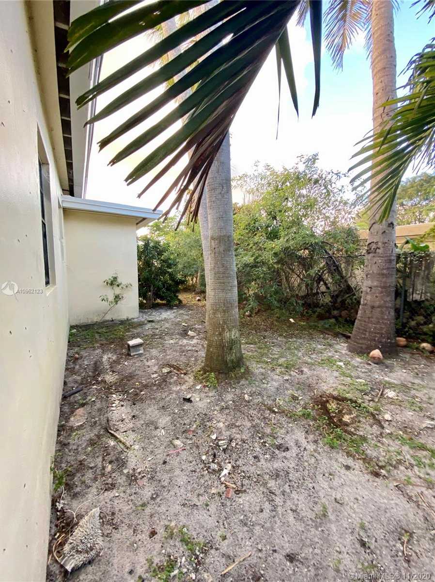 Small Image of 612 NORTH WEST 6TH CT #R, Hallandale Beach Number 21