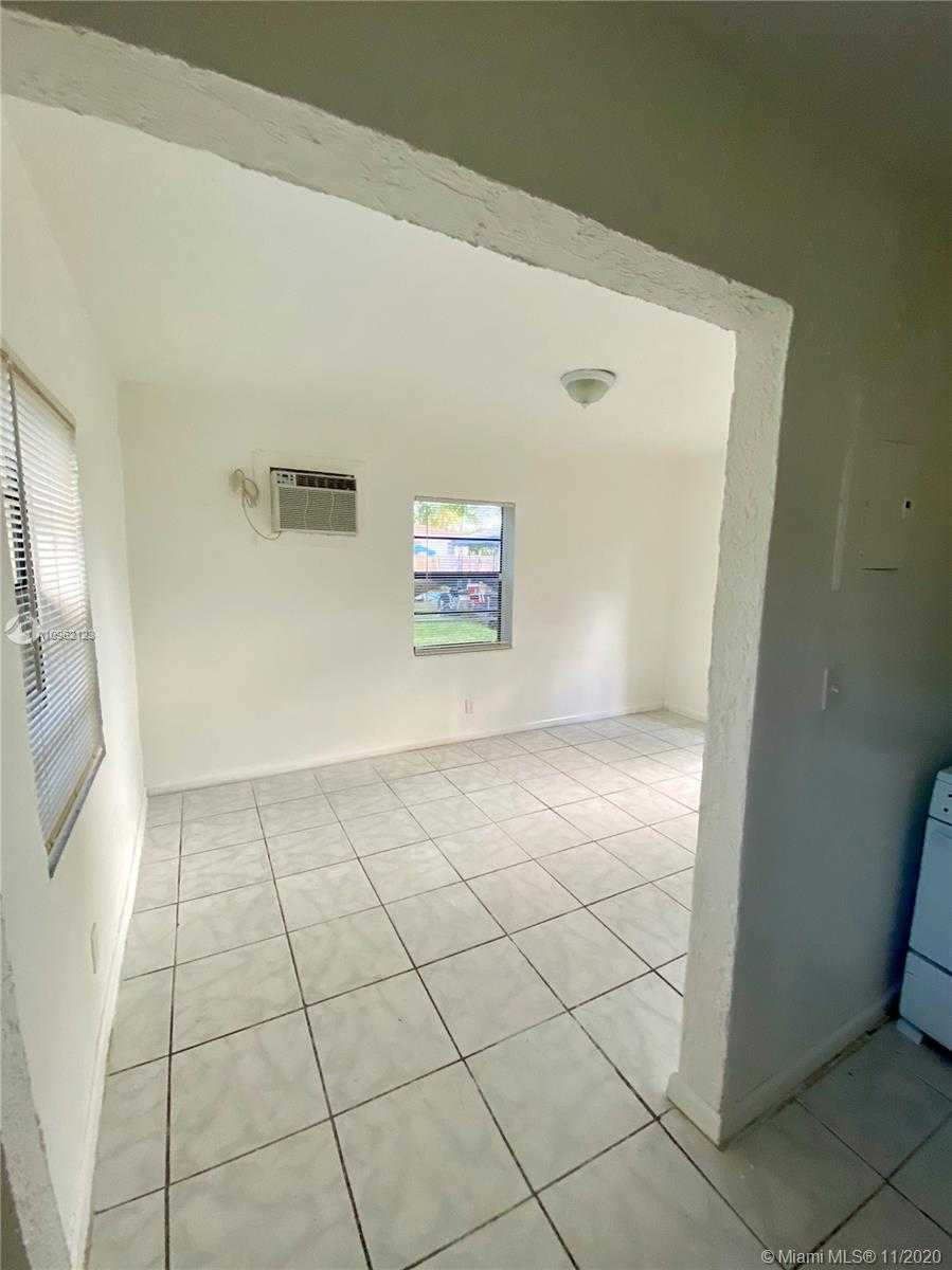 Small Image of 612 NORTH WEST 6TH CT #R, Hallandale Beach Number 7