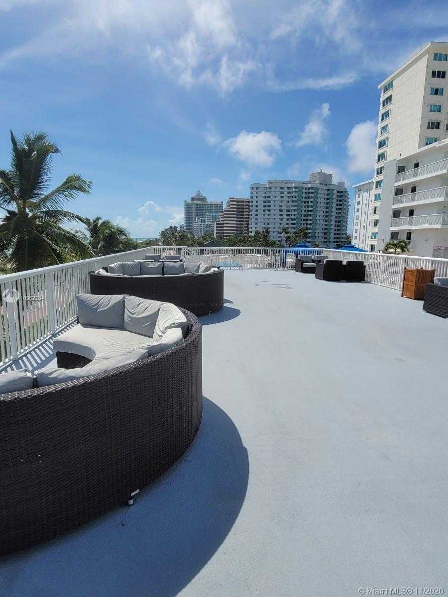 Small Image of 5401 COLLINS AVE #1119, Miami Beach Number 12