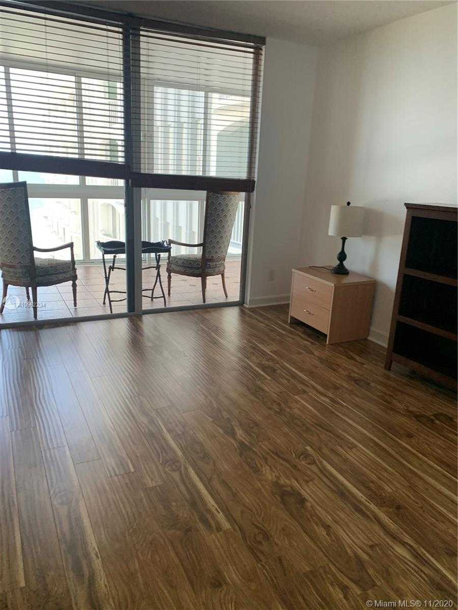 Small Image of 5401 COLLINS AVE #1119, Miami Beach Number 18