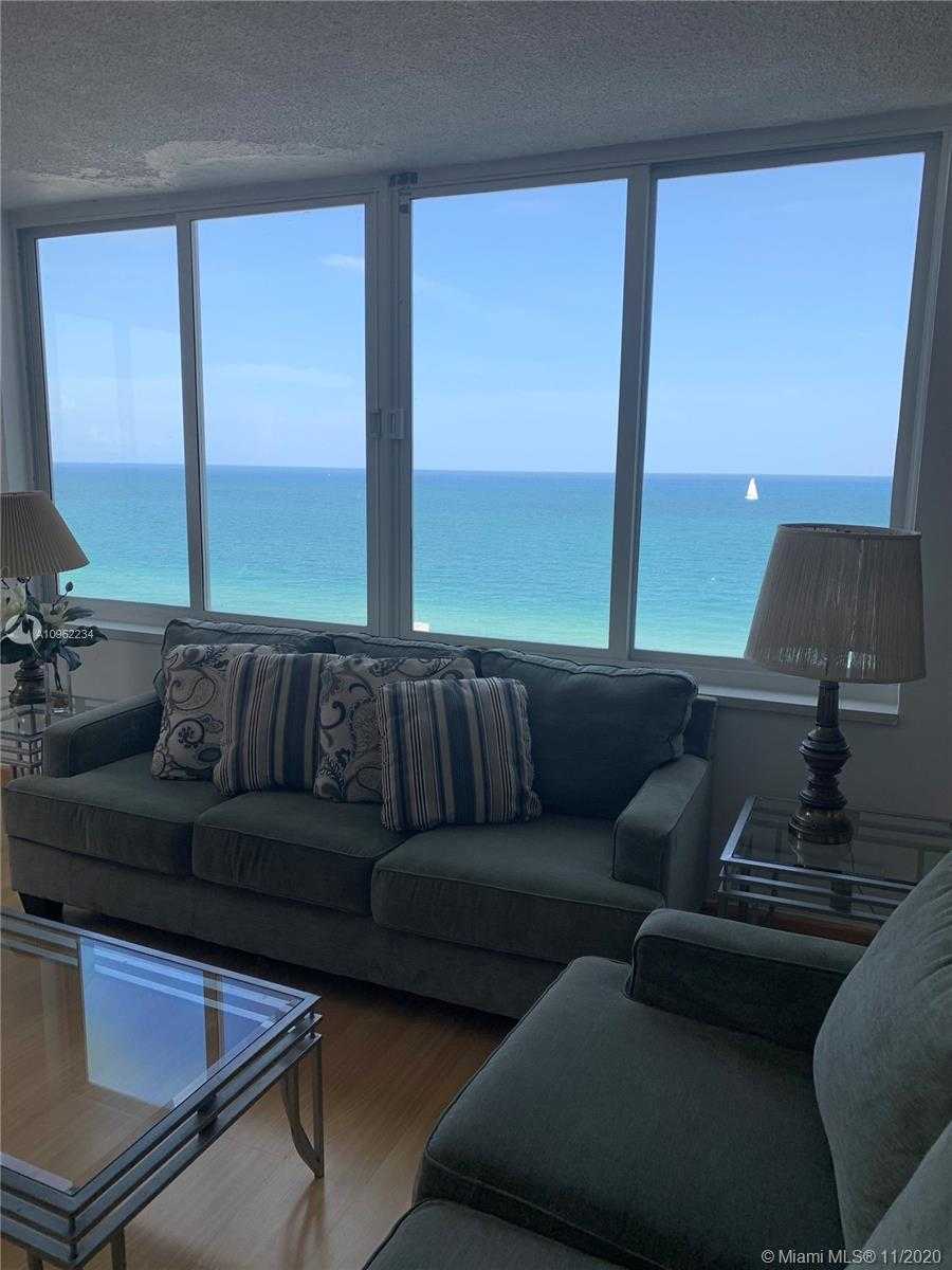 Small Image of 5401 COLLINS AVE #1119, Miami Beach Number 4