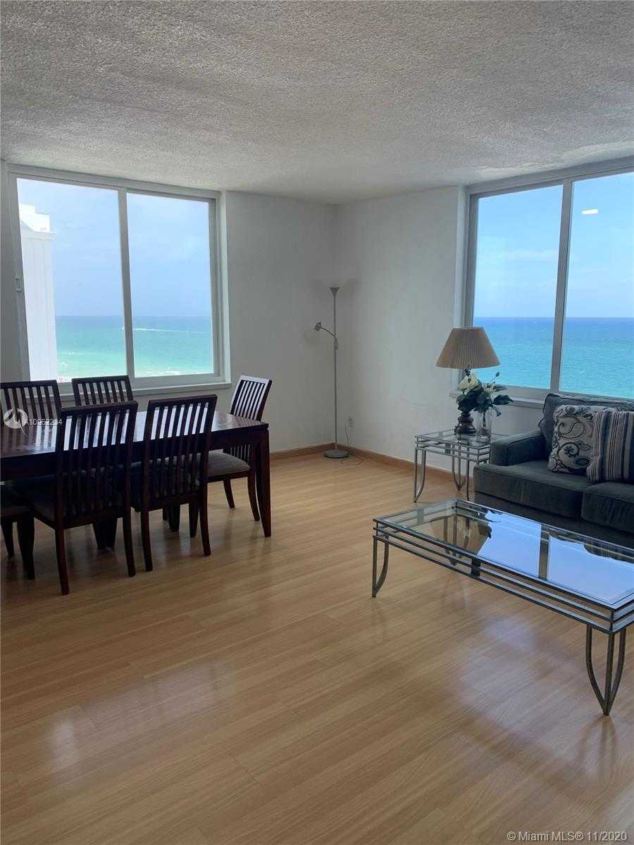 Small Image of 5401 COLLINS AVE #1119, Miami Beach Number 9