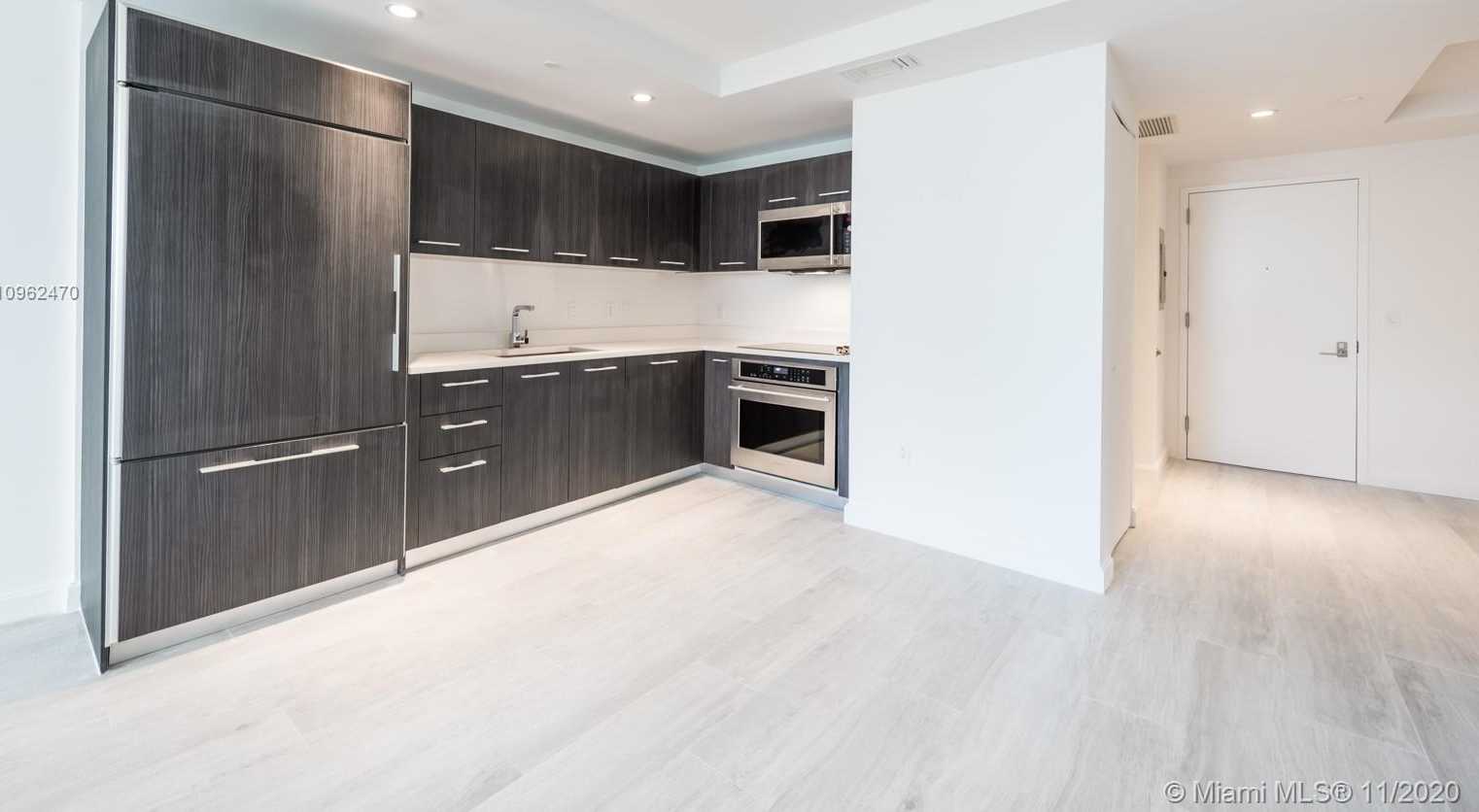 Small Image of 45 SOUTH WEST 9TH ST #2705, Miami Number 10