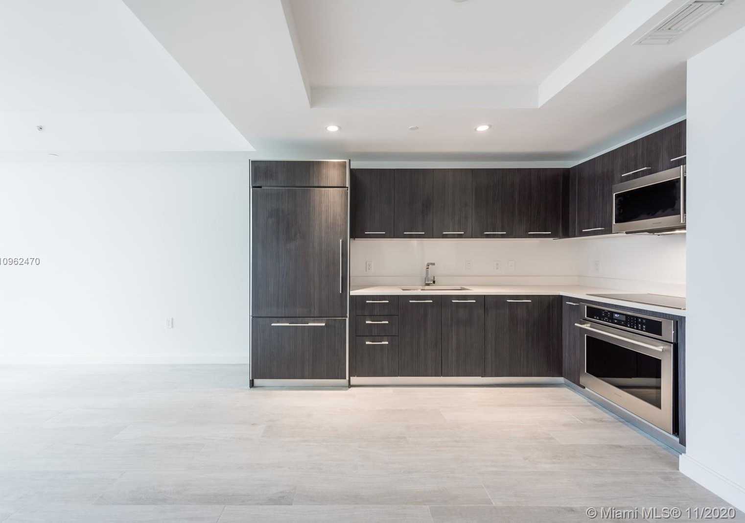 Small Image of 45 SOUTH WEST 9TH ST #2705, Miami Number 12