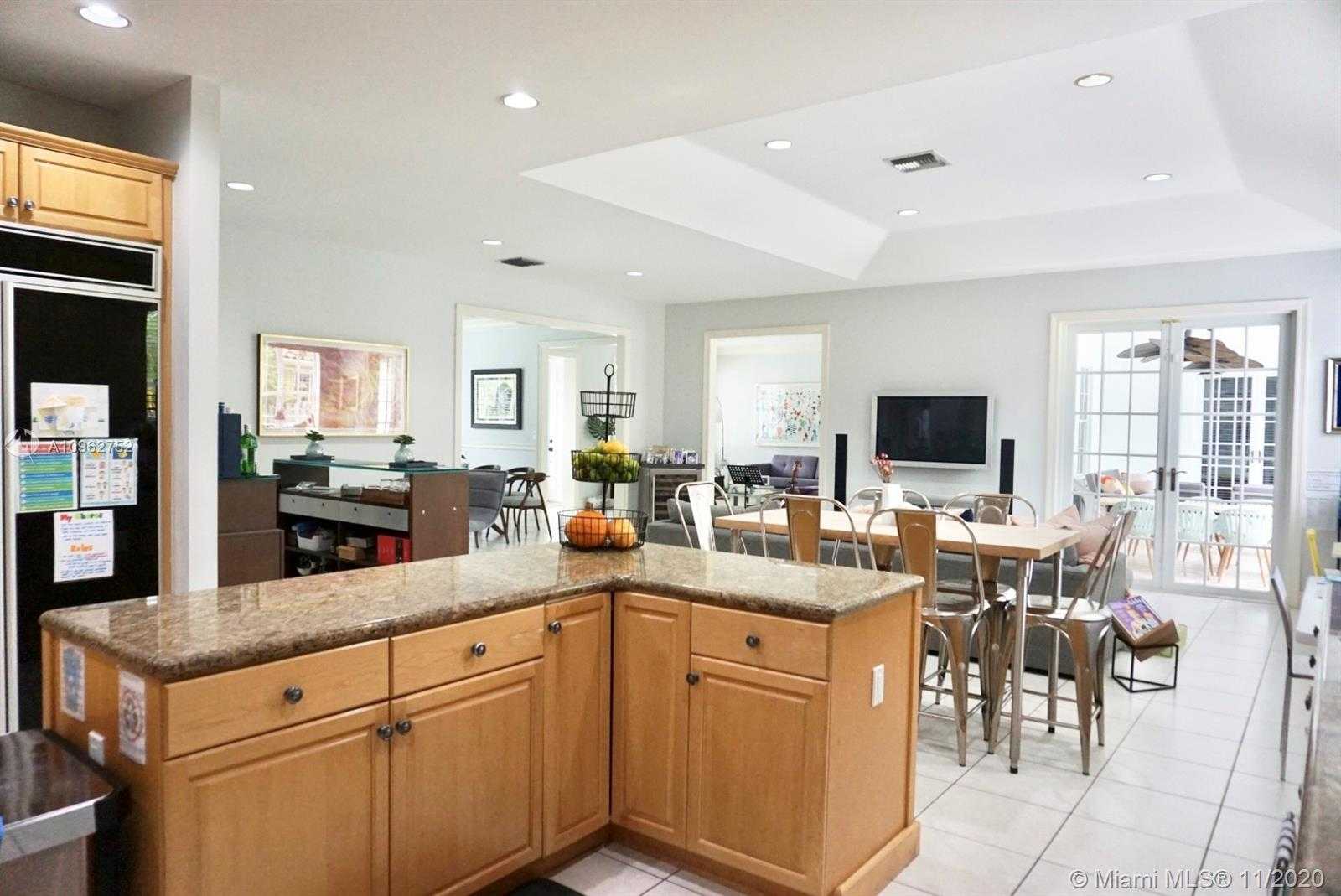 Small Image of 15551 SOUTH WEST 77TH AVE, Palmetto Bay Number 15