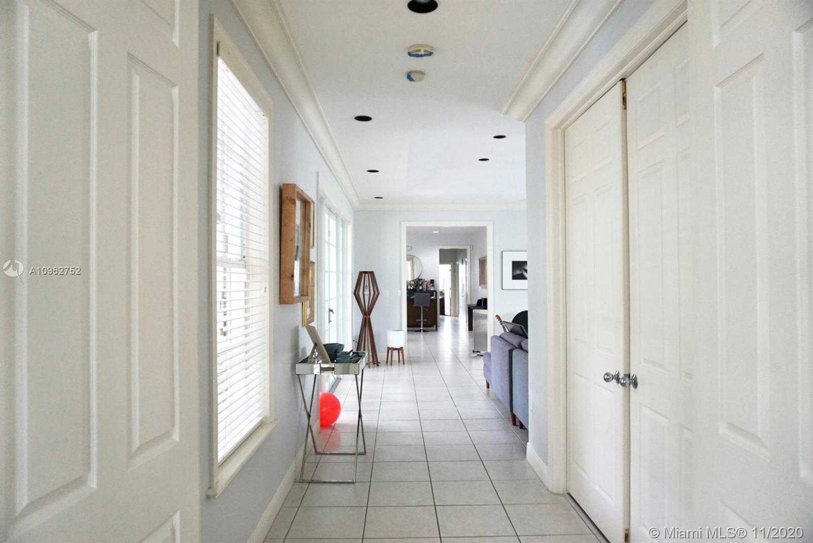 Small Image of 15551 SOUTH WEST 77TH AVE, Palmetto Bay Number 22