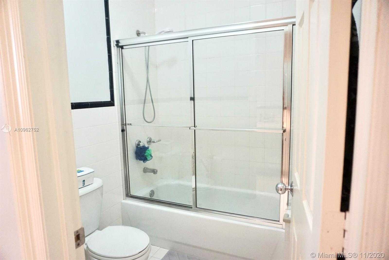 Small Image of 15551 SOUTH WEST 77TH AVE, Palmetto Bay Number 24