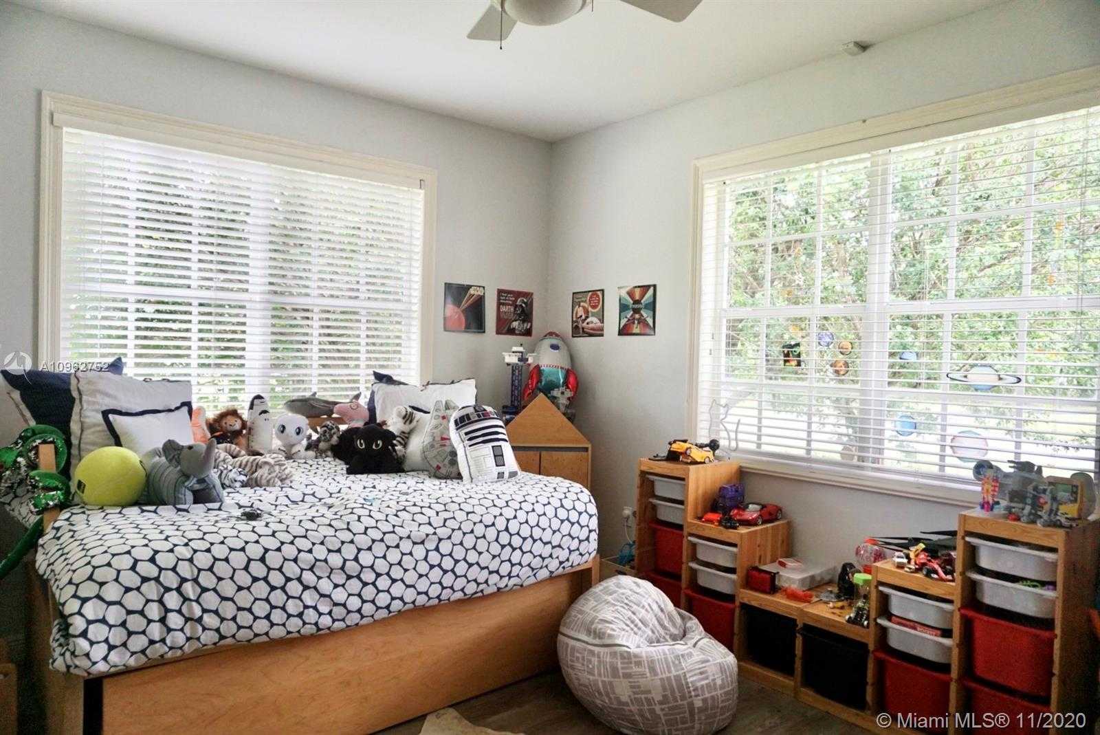 Small Image of 15551 SOUTH WEST 77TH AVE, Palmetto Bay Number 27