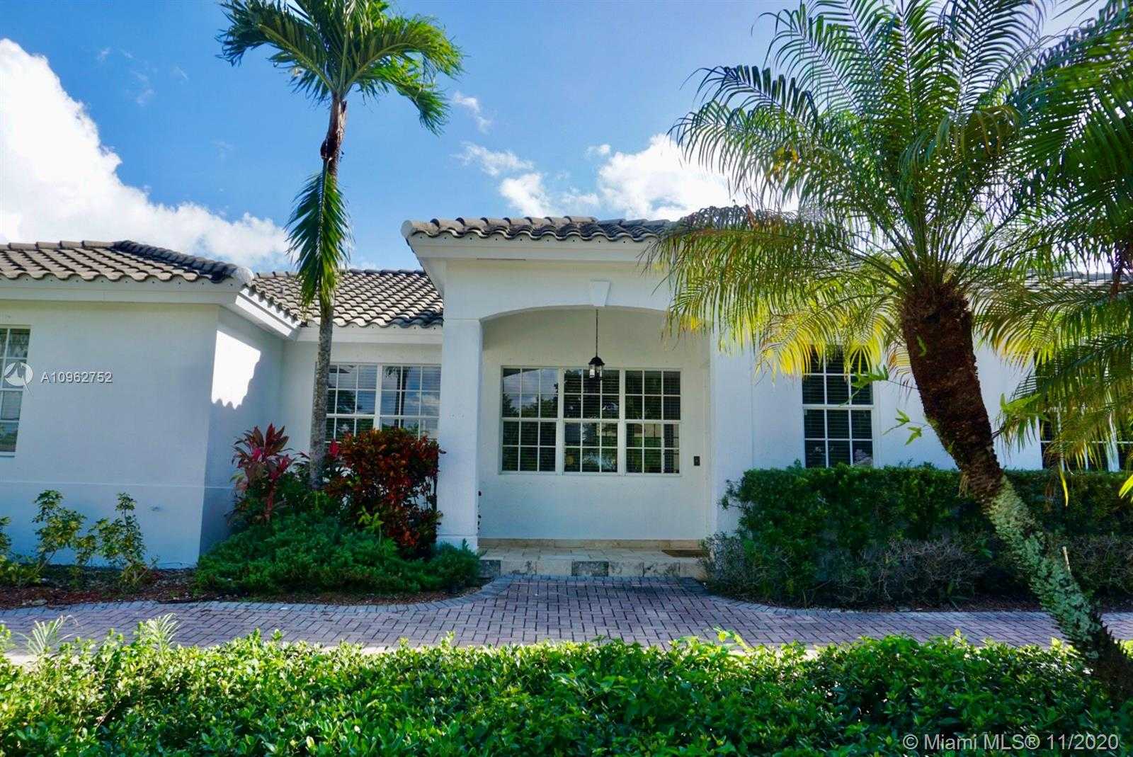 Small Image of 15551 SOUTH WEST 77TH AVE, Palmetto Bay Number 3