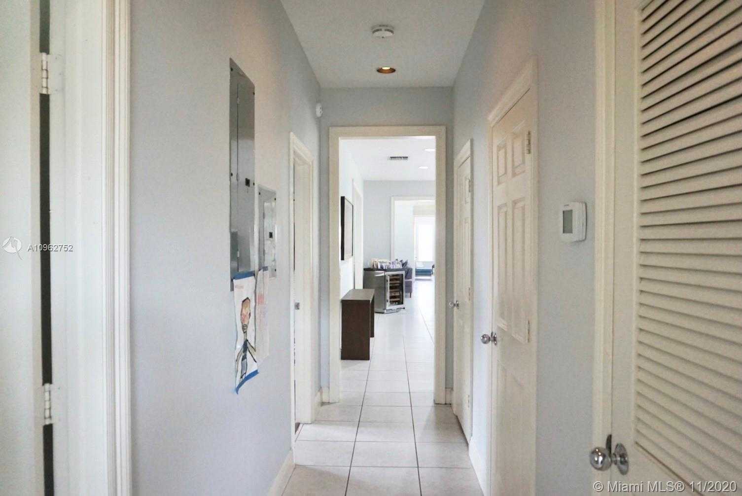 Small Image of 15551 SOUTH WEST 77TH AVE, Palmetto Bay Number 33