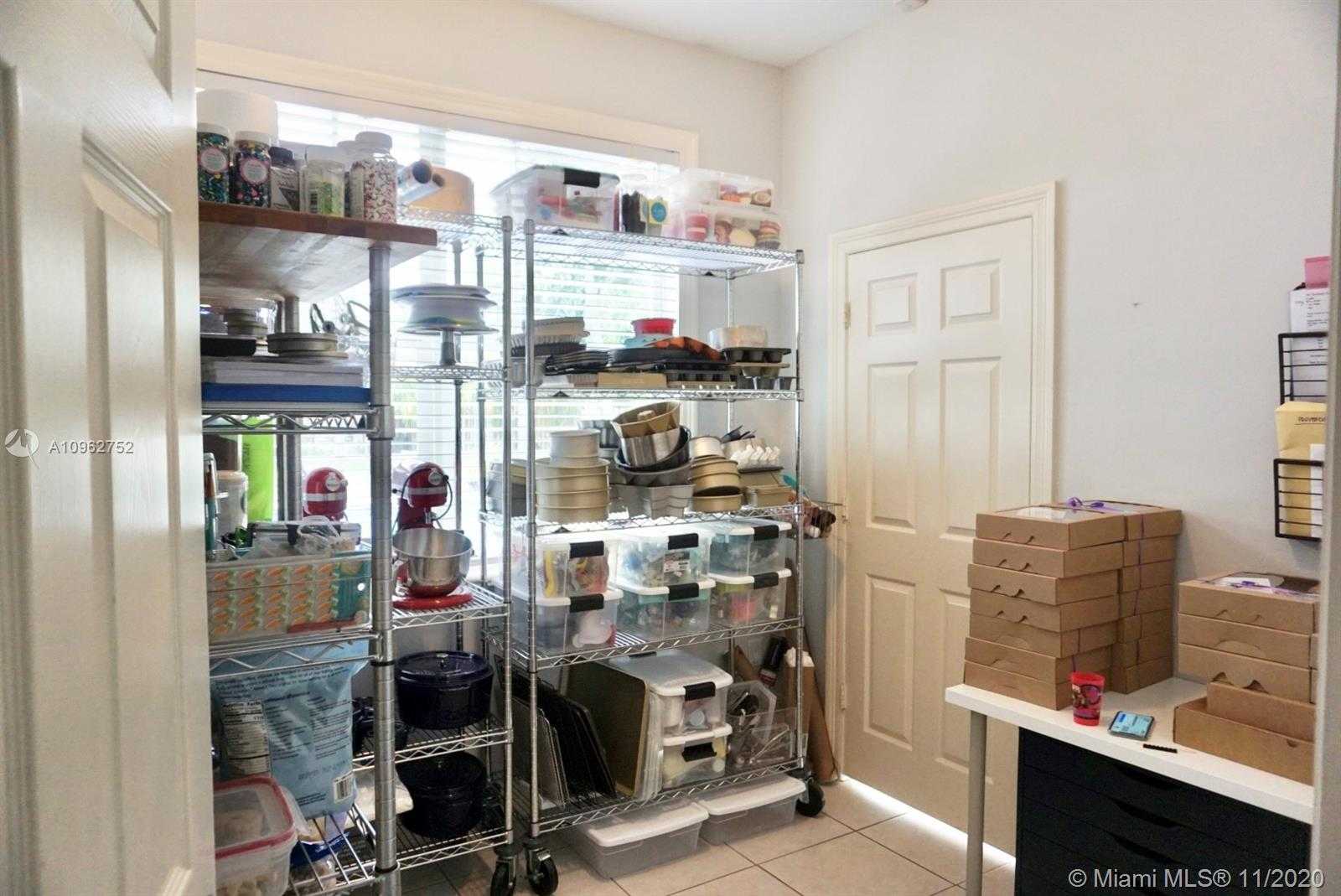 Small Image of 15551 SOUTH WEST 77TH AVE, Palmetto Bay Number 36