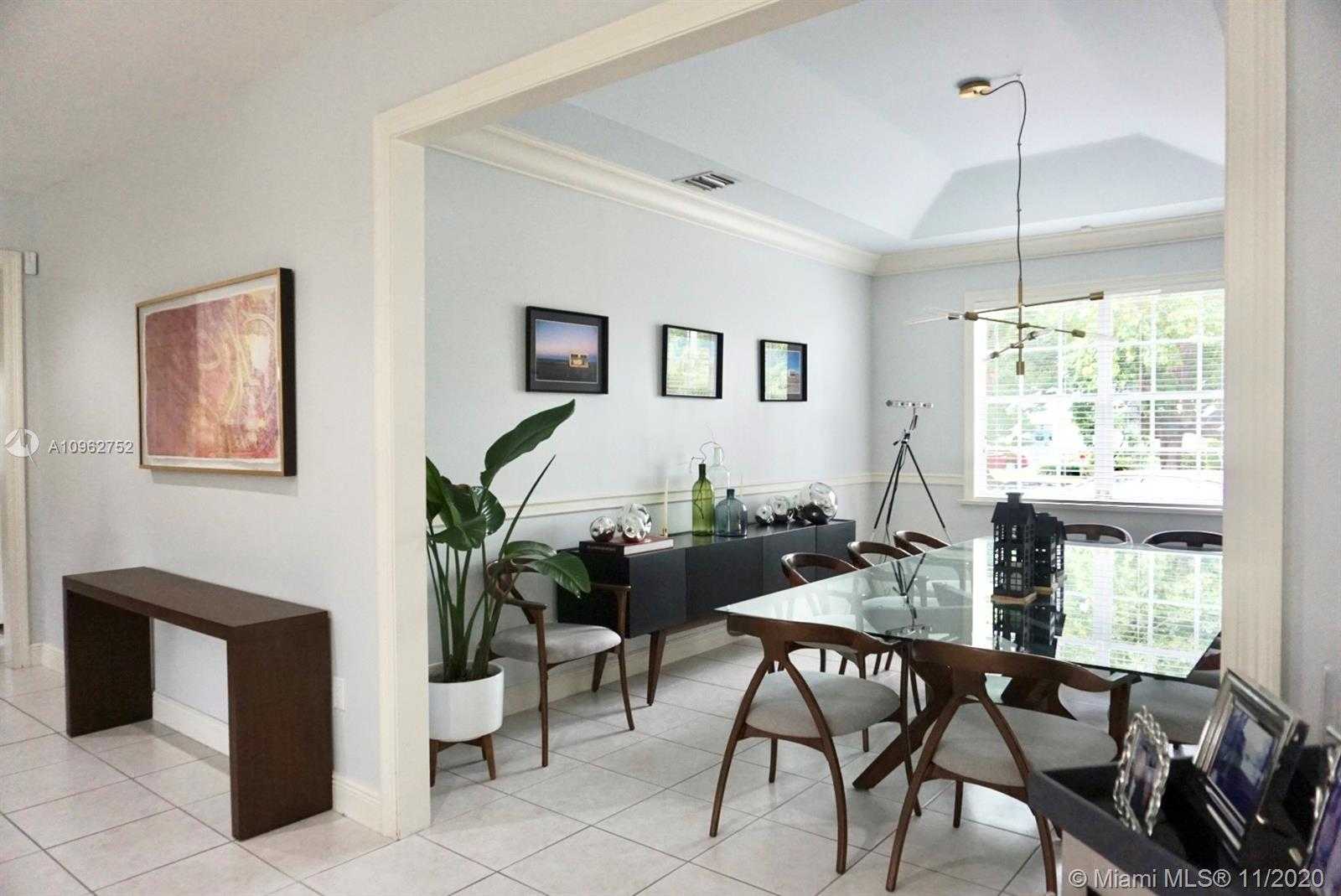 Small Image of 15551 SOUTH WEST 77TH AVE, Palmetto Bay Number 8