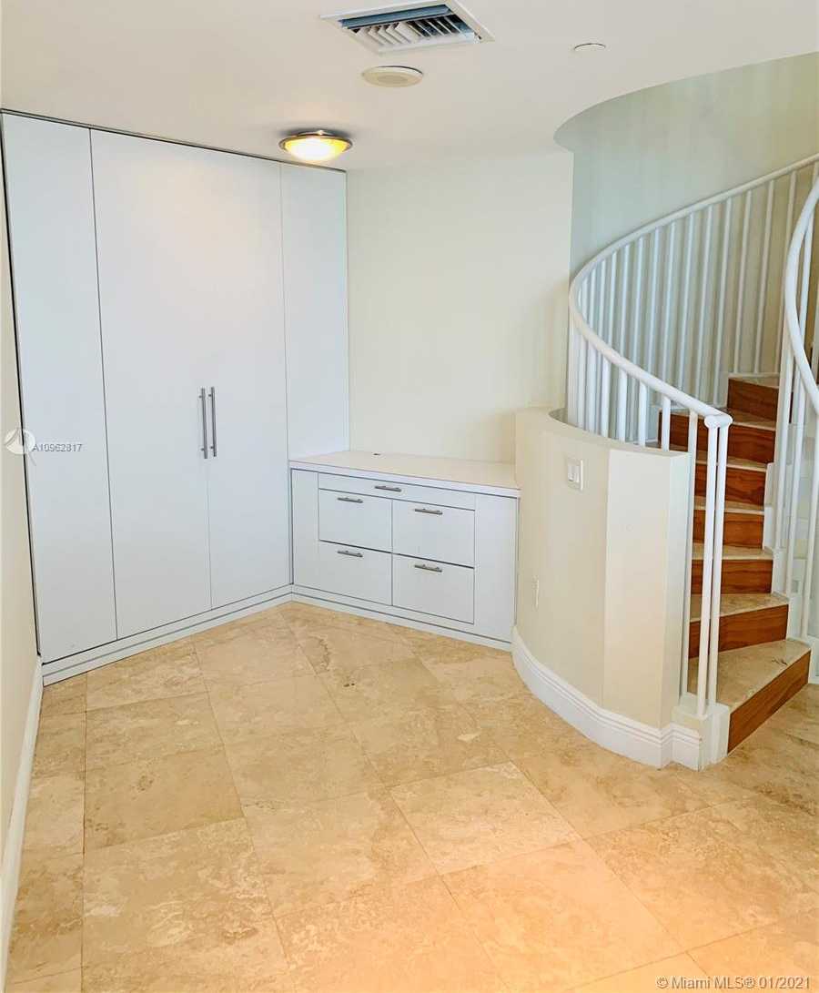 Small Image of 1331 BRICKELL BAY DR #BL-42, Miami Number 17