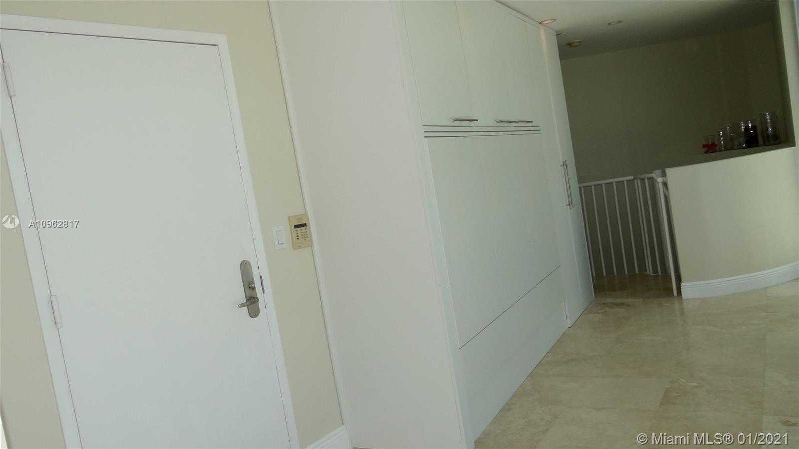 Small Image of 1331 BRICKELL BAY DR #BL-42, Miami Number 18