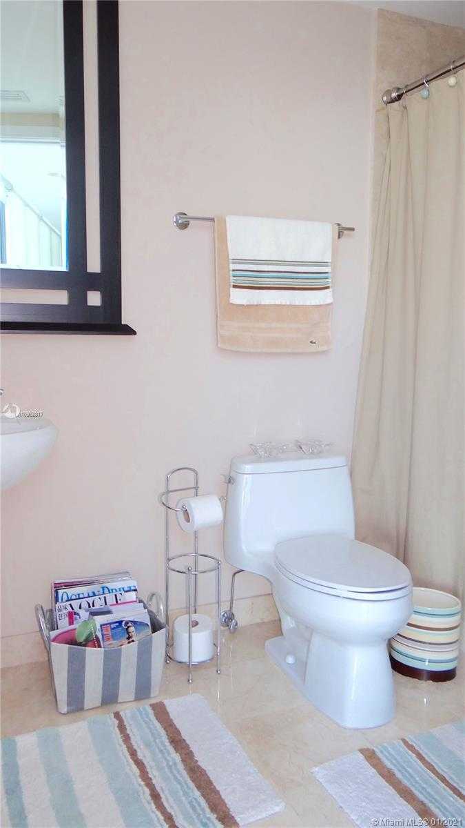 Small Image of 1331 BRICKELL BAY DR #BL-42, Miami Number 21
