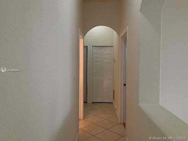 Small Image of 8861 NORTH WEST 184TH ST, Hialeah Number 18