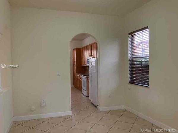 Small Image of 8861 NORTH WEST 184TH ST, Hialeah Number 7