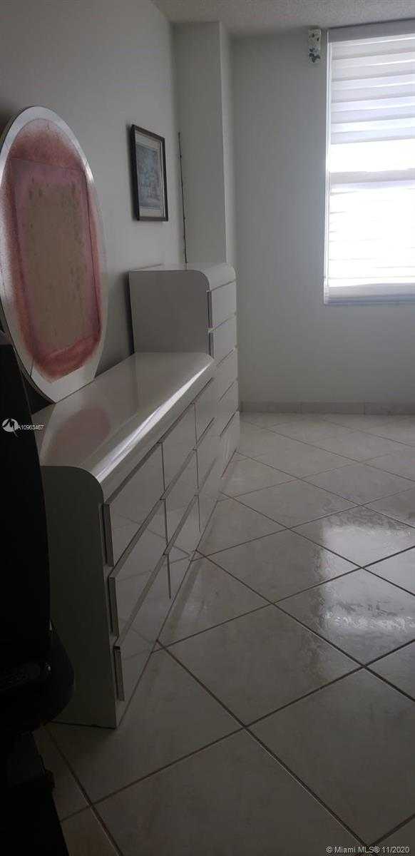 Small Image of 3725 SOUTH OCEAN DR #1208, Hollywood Number 7