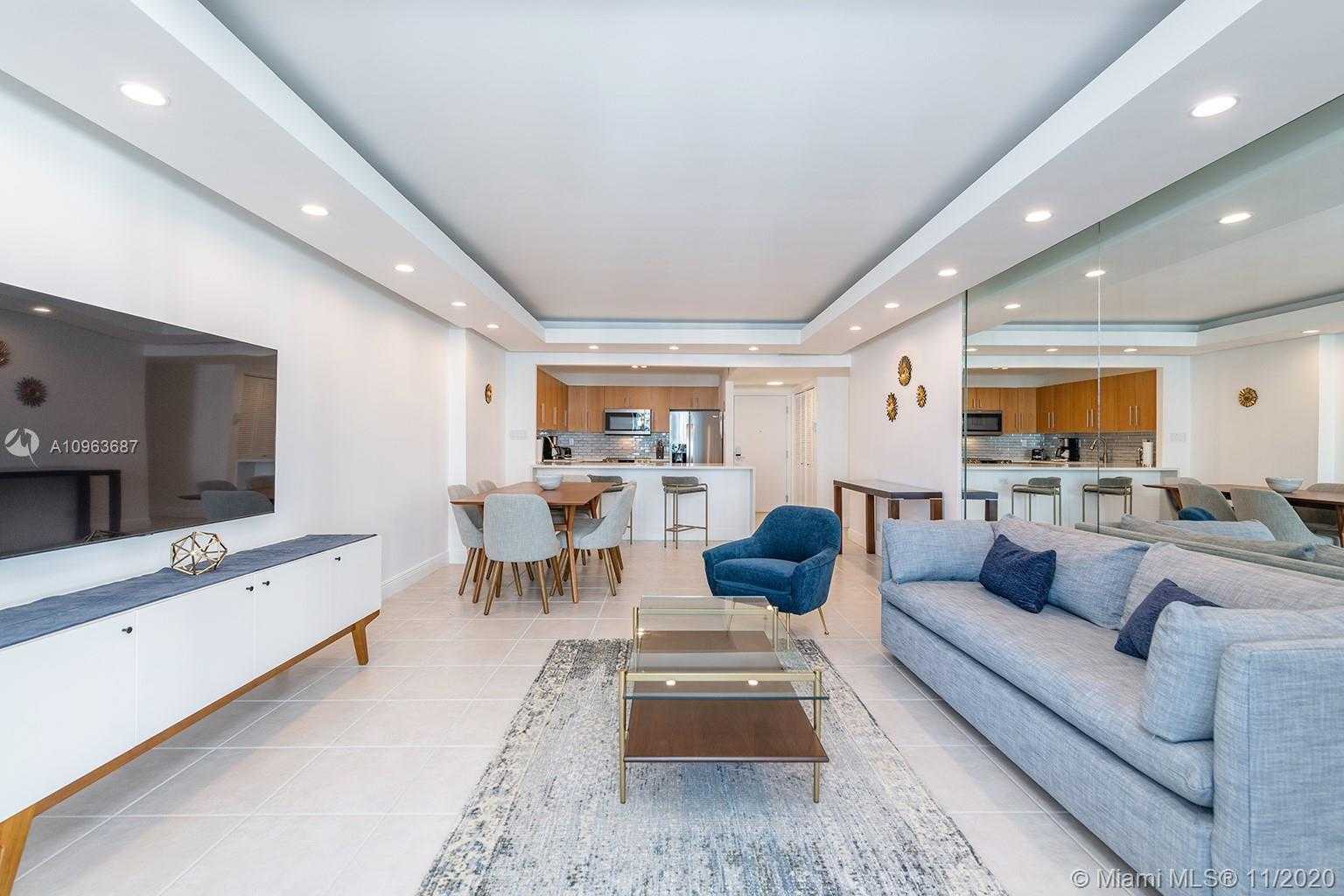 Small Image of 2301 COLLINS AVE #915, Miami Beach Number 6