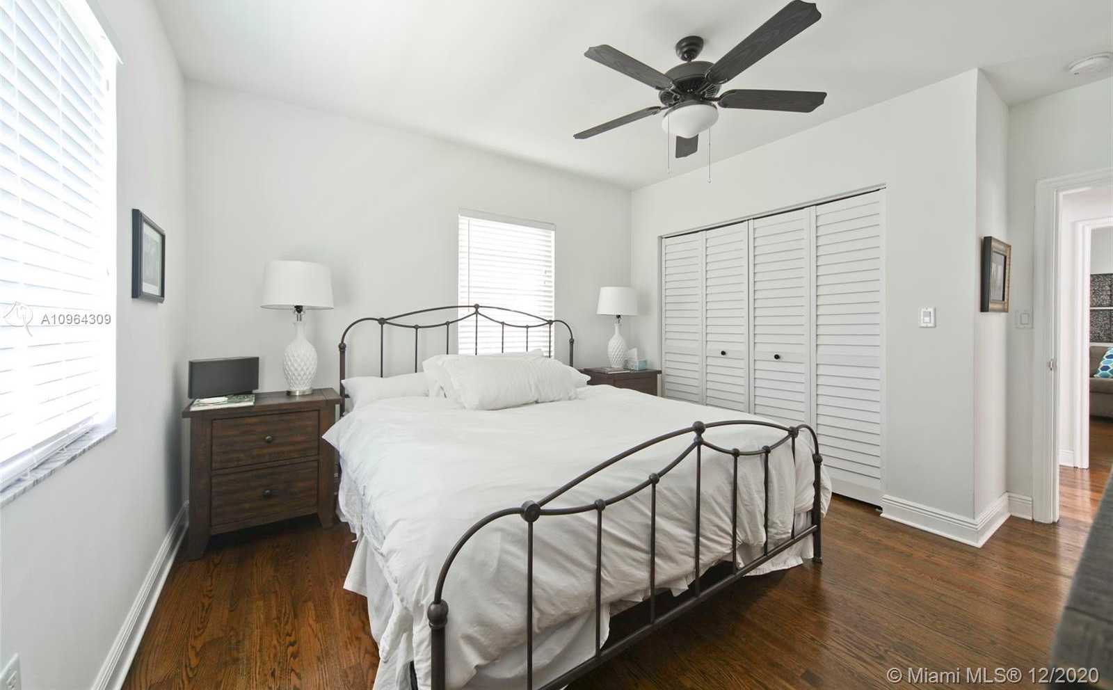 Small Image of 625 ZAMORA AVE, Coral Gables Number 17