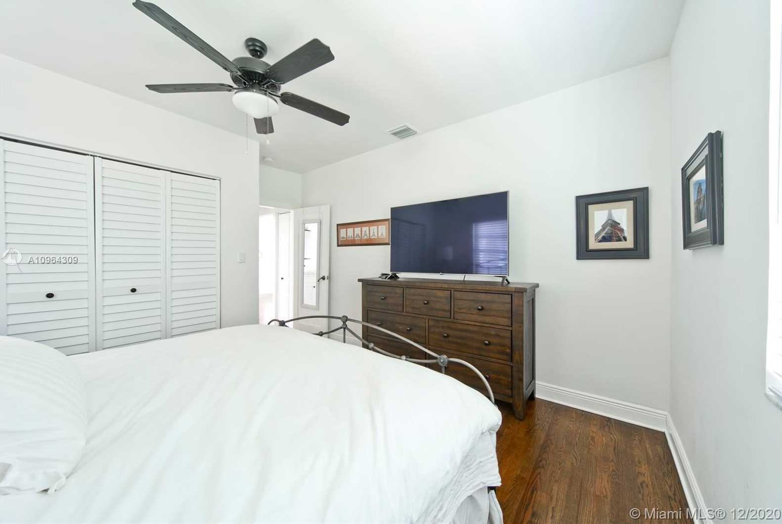 Small Image of 625 ZAMORA AVE, Coral Gables Number 18