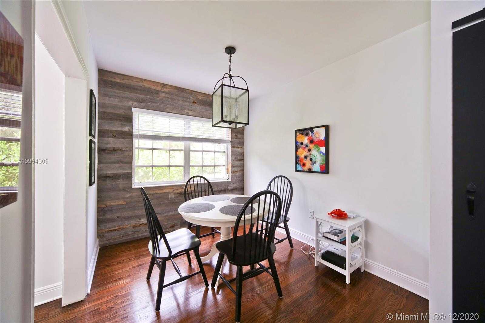Small Image of 625 ZAMORA AVE, Coral Gables Number 6